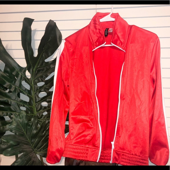 Red active jacket - Picture 2 of 2
